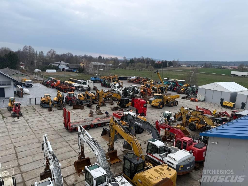 Komatsu PW148-10 Gravemaskiner på hjul