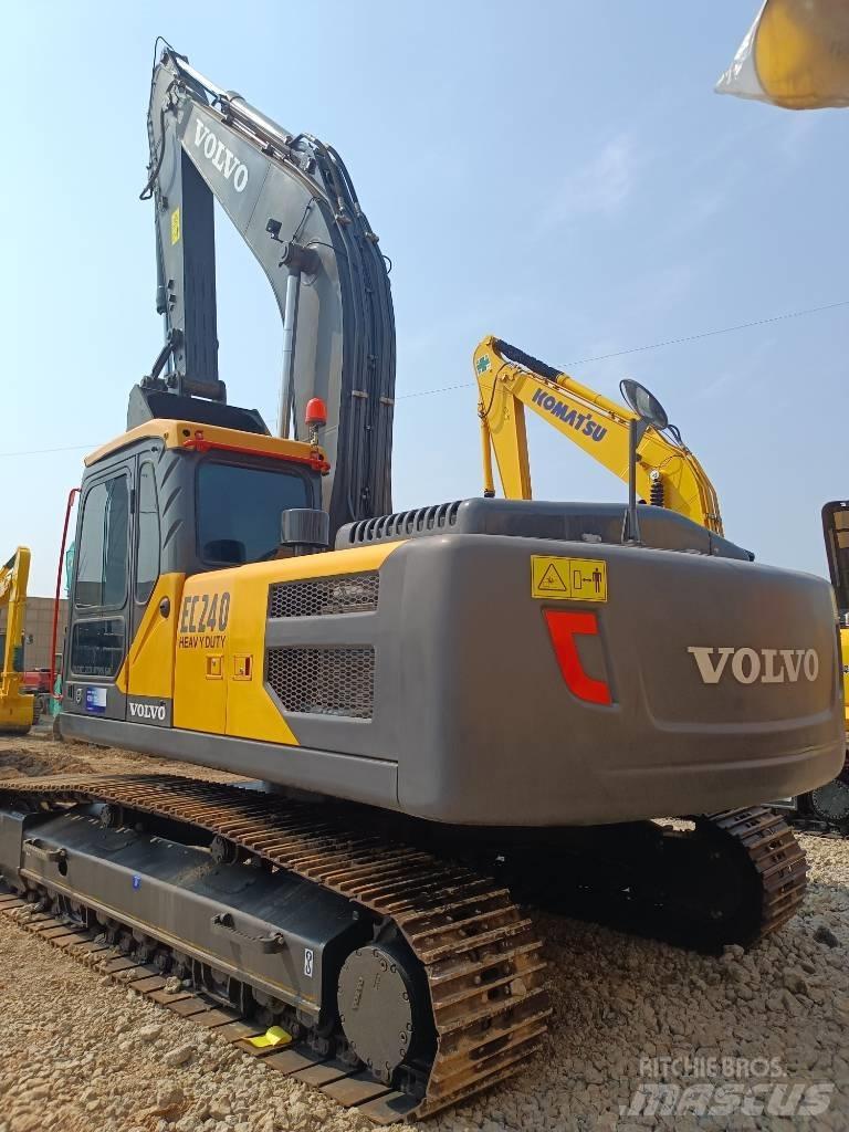 Volvo EC 240 Gravemaskiner på larvebånd
