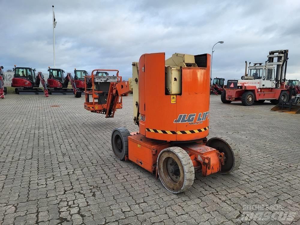 JLG E 300 AJP Bomlifte med knækarm