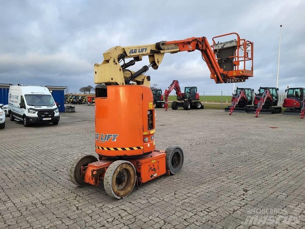 JLG E 300 AJP Bomlifte med knækarm
