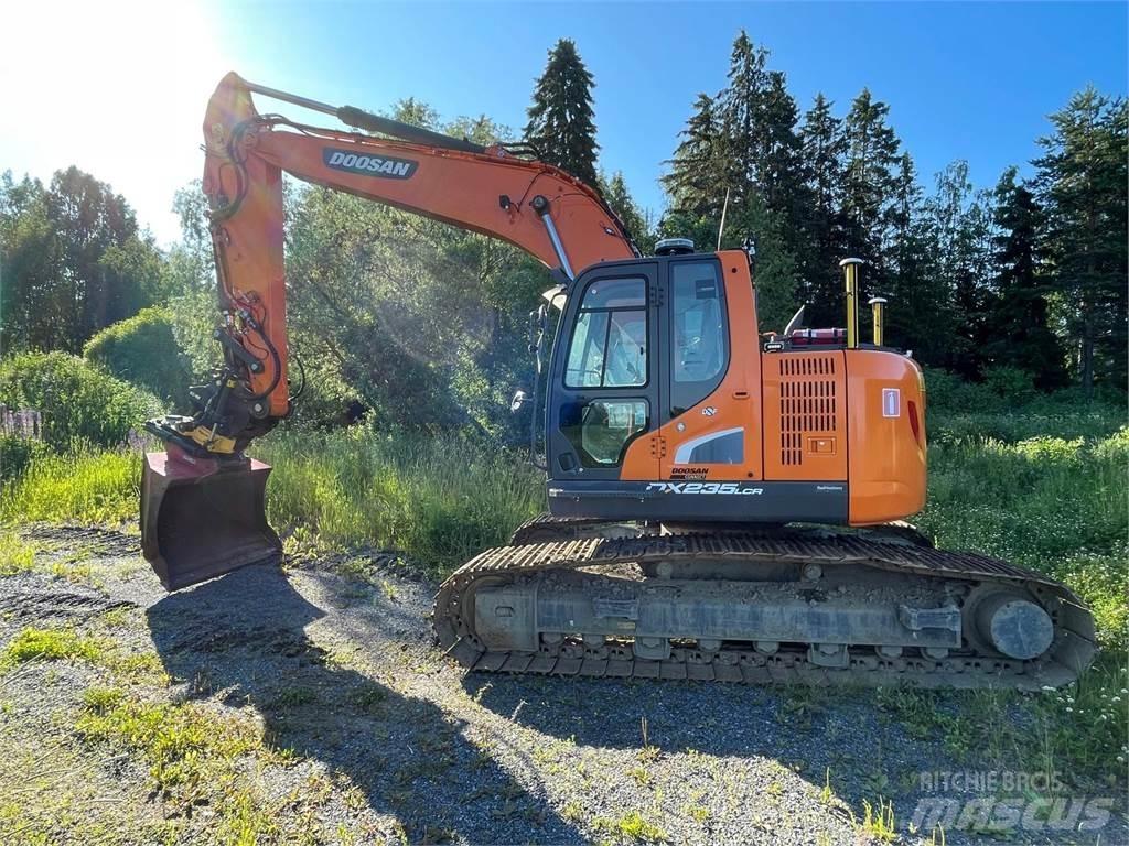 Doosan DX235 LRC Gravemaskiner på larvebånd
