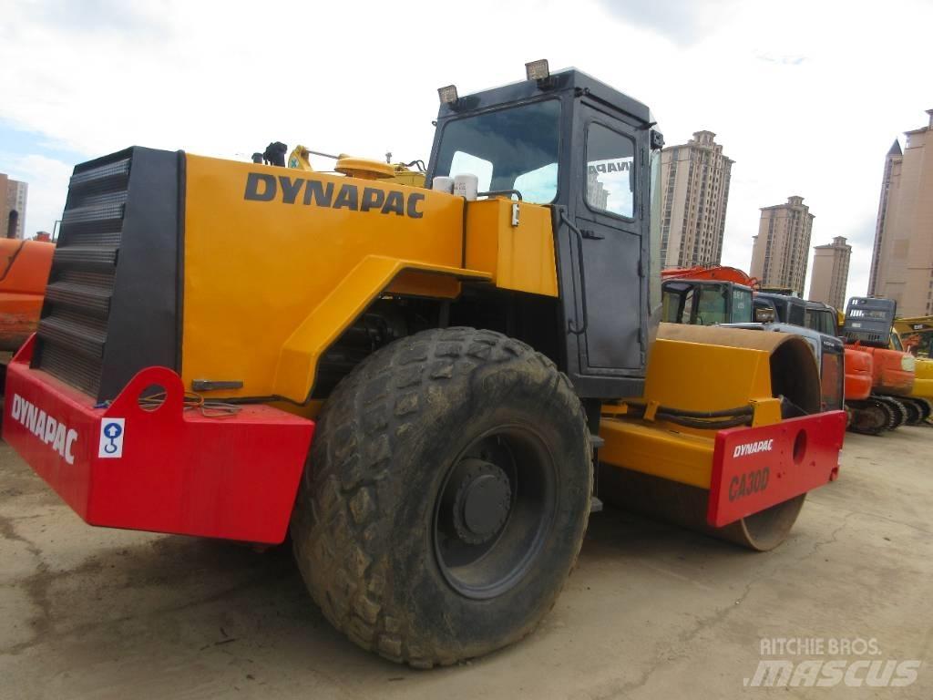 Dynapac CA 30 D Enkelt tromle