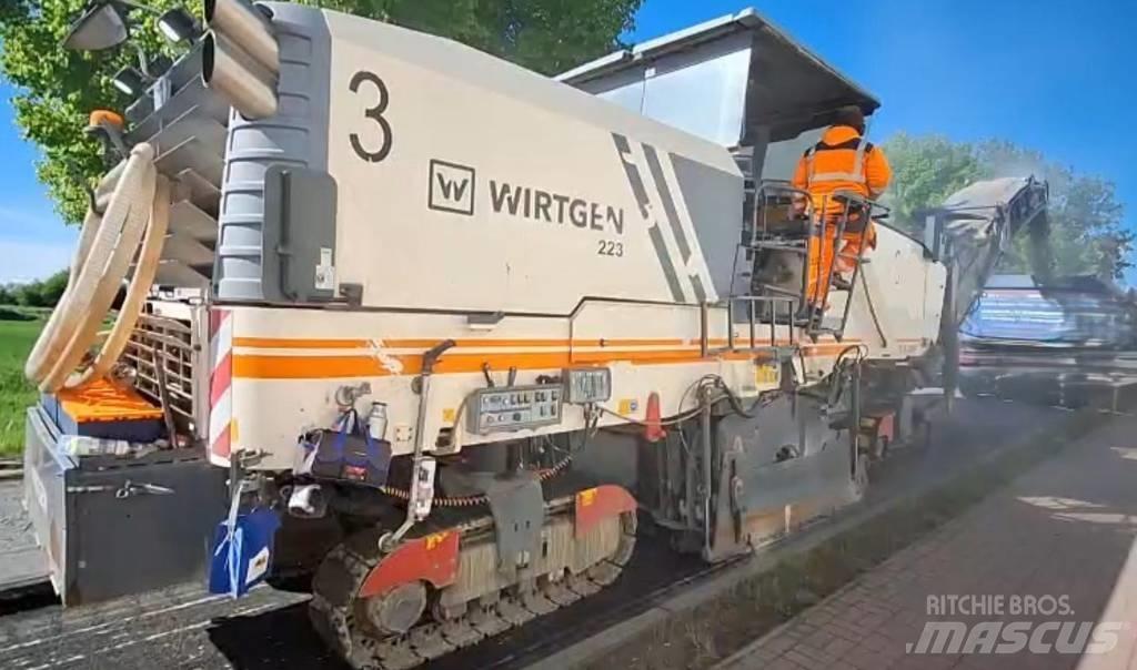 Wirtgen W 220 Asfalt-koldfræsere