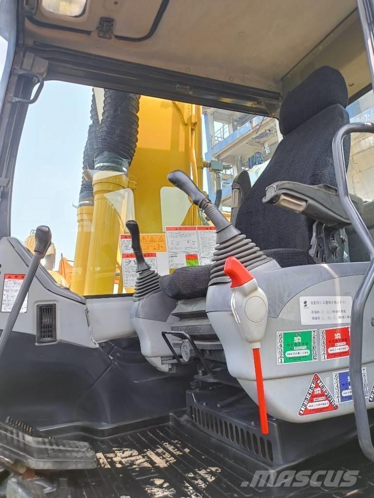 Komatsu PC130 Gravemaskiner på larvebånd