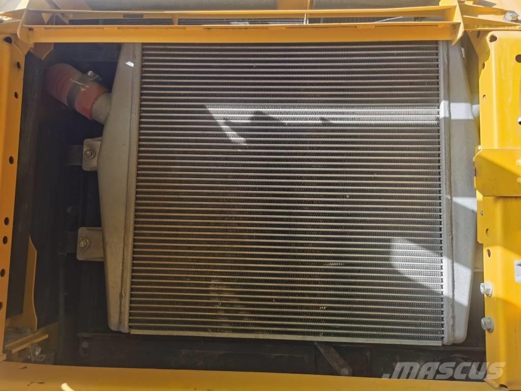 Komatsu PC 460 LC-8 Gravemaskiner på larvebånd