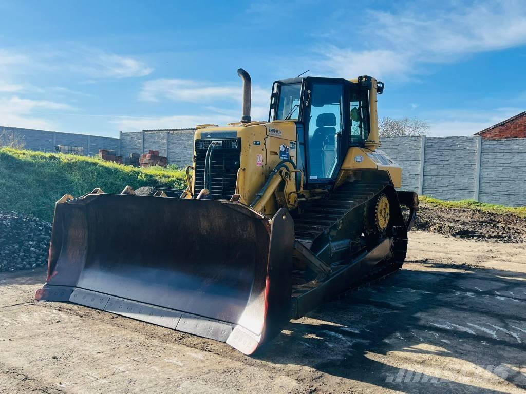 CAT D 6 N XL Bulldozer på larvebånd