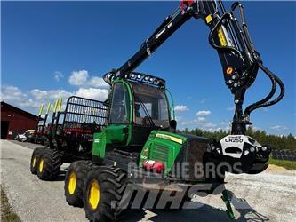 John Deere 810 E Udkørselsmaskiner
