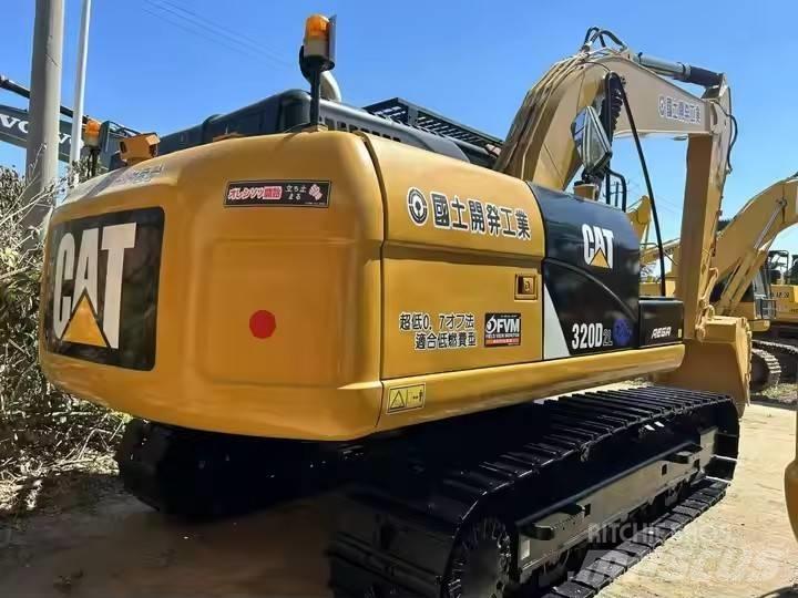 CAT 320 D L Gravemaskiner på larvebånd