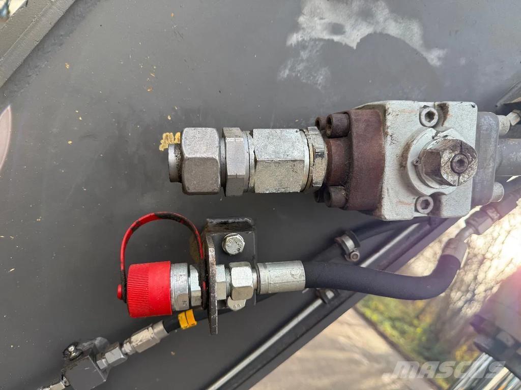 Volvo EC250E Gravemaskiner på larvebånd