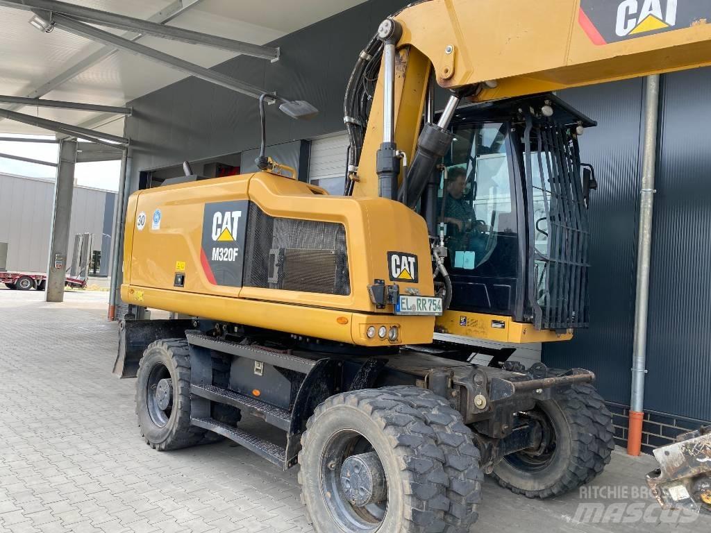 CAT M 320 F Gravemaskiner på hjul