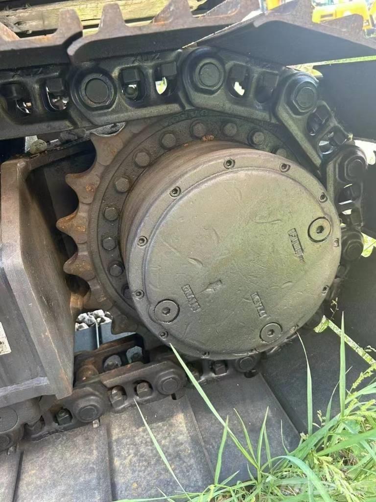 Volvo 140 Gravemaskiner på larvebånd