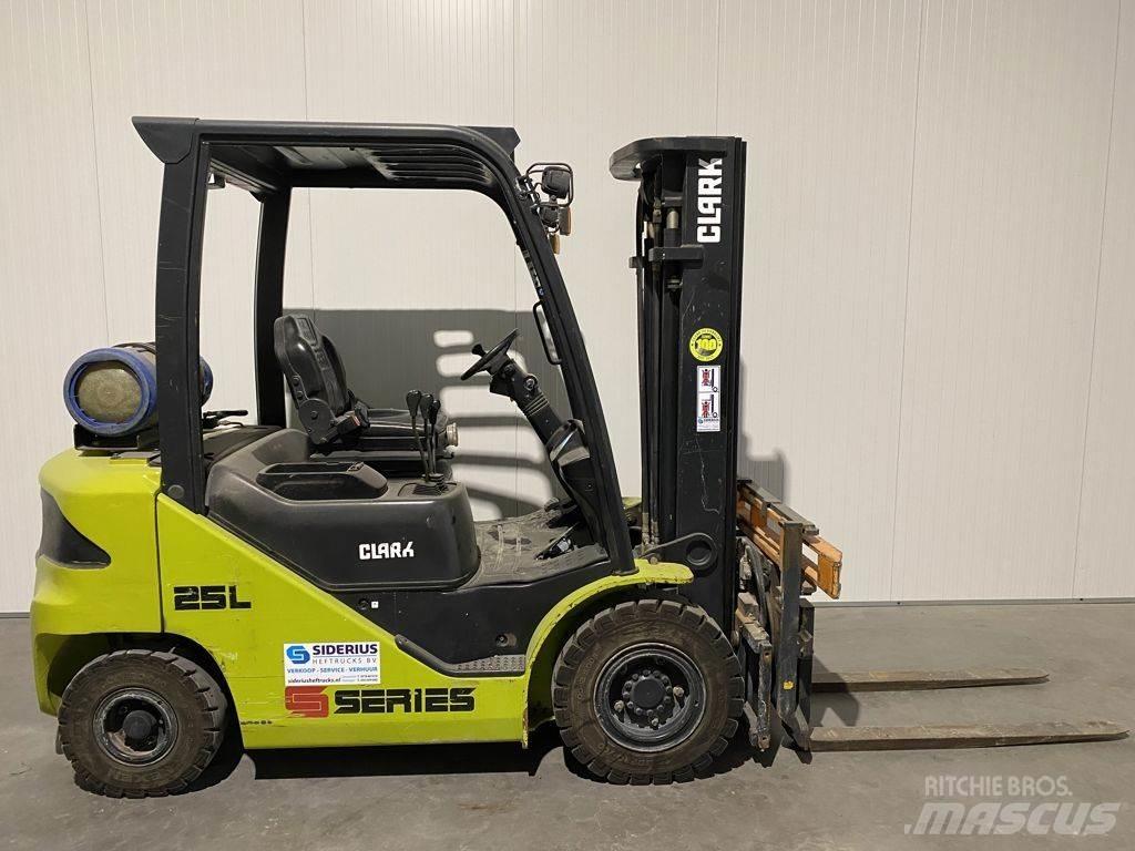 Clark S25L LPG gaffeltrucks