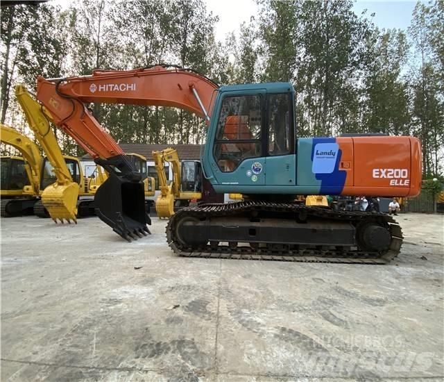 Hitachi EX 200-3 Gravemaskiner på larvebånd