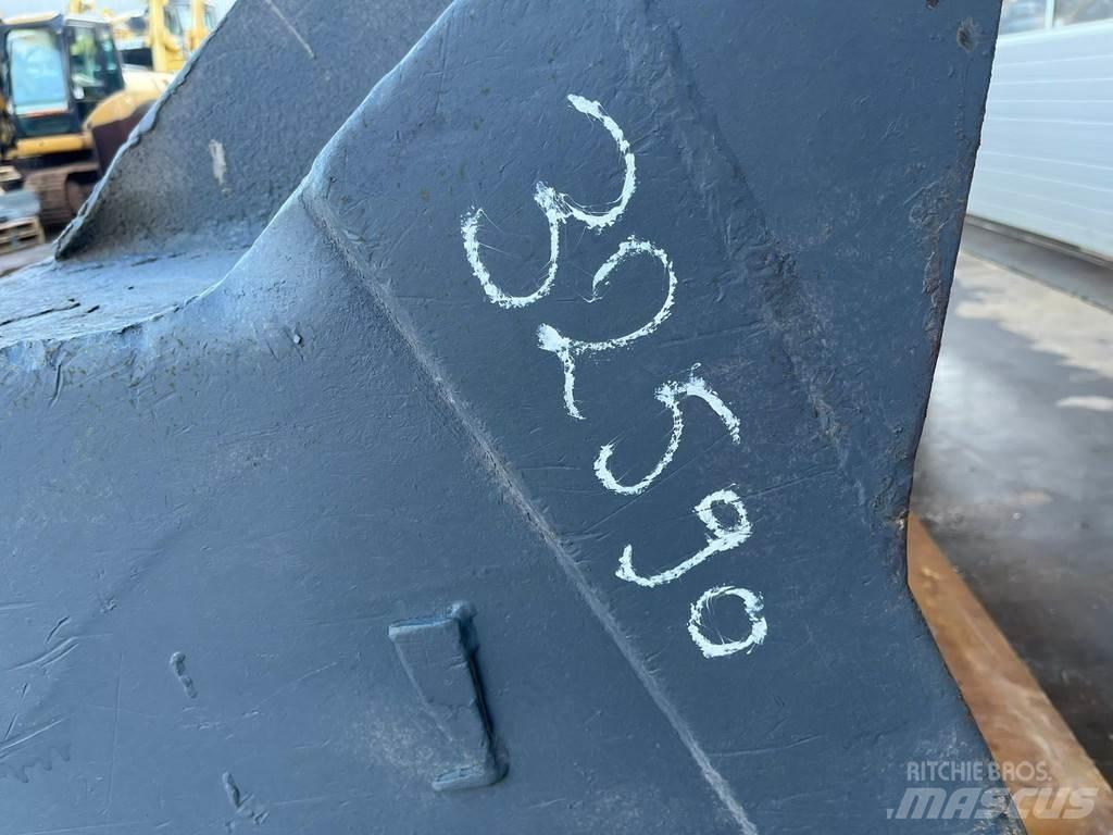 CAT Bucket 950 Skovle