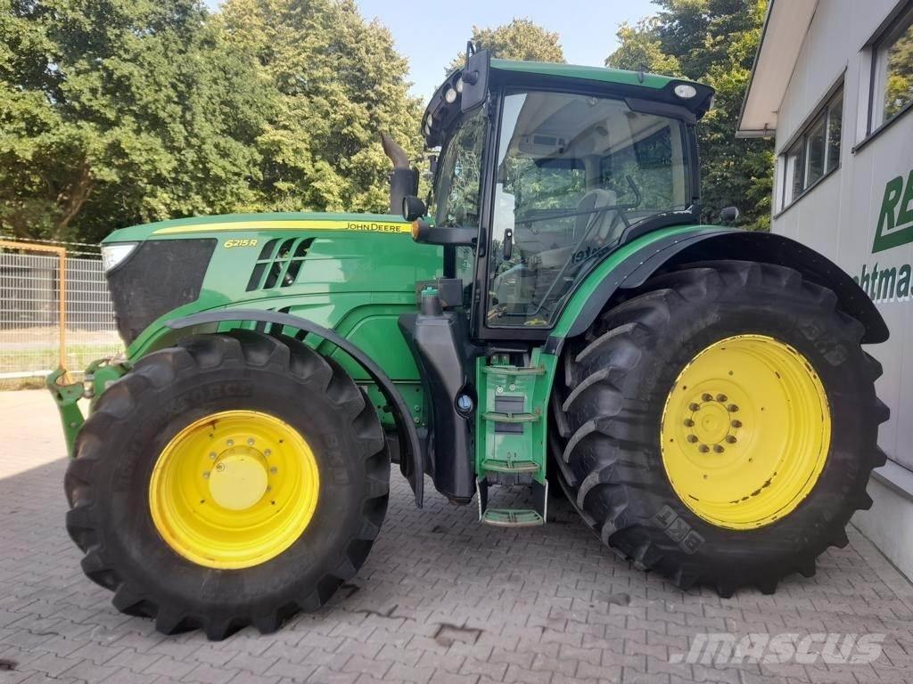 John Deere 6215 R Traktorer