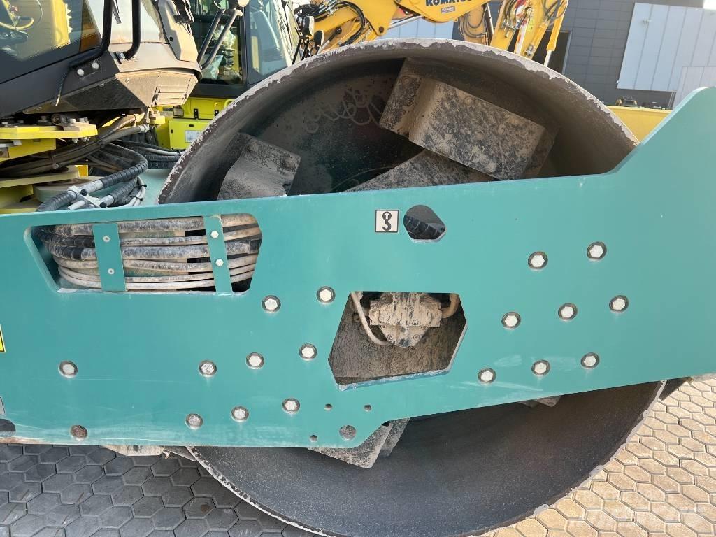Ammann ARS 130 Tromle med luftdæk