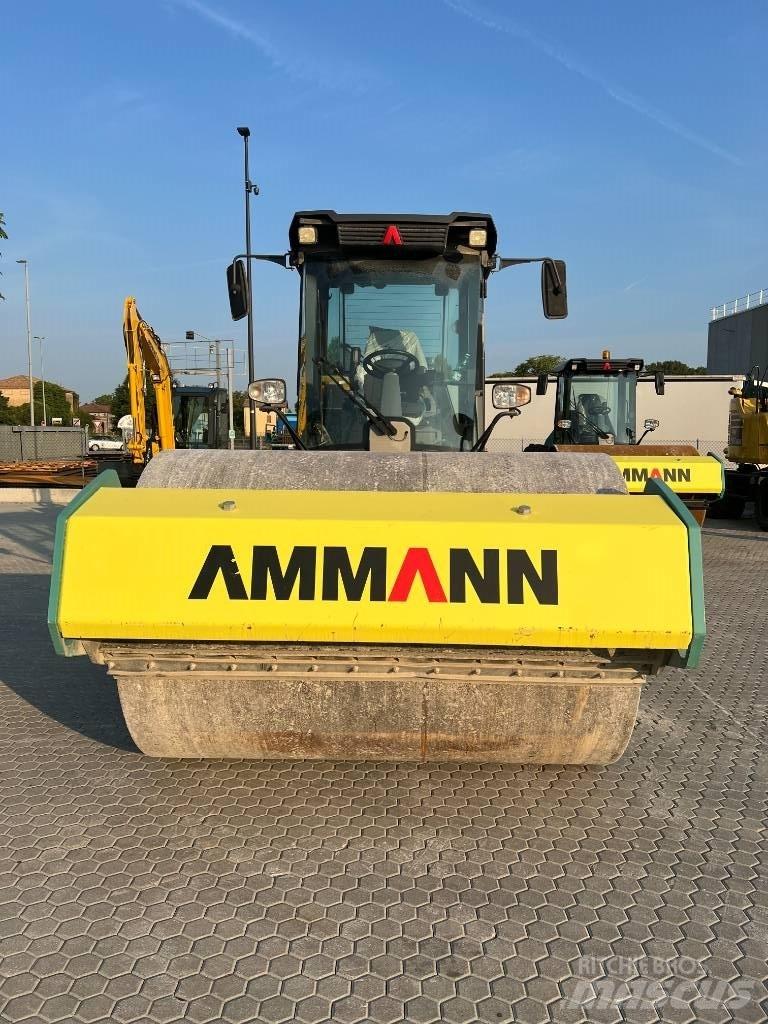Ammann ARS 130 Tromle med luftdæk