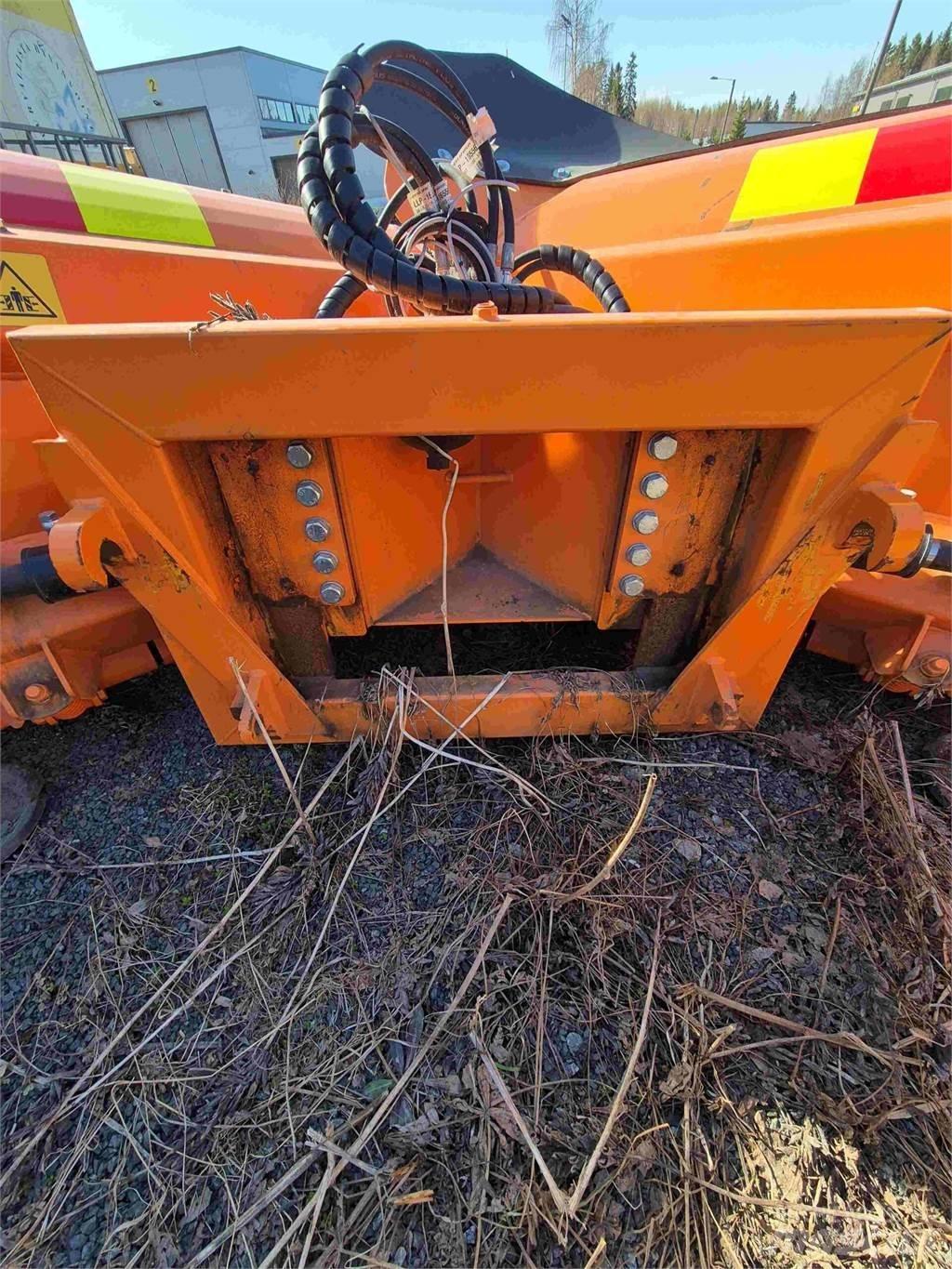 FMG nivelaura 390 Sneskovle og -plove
