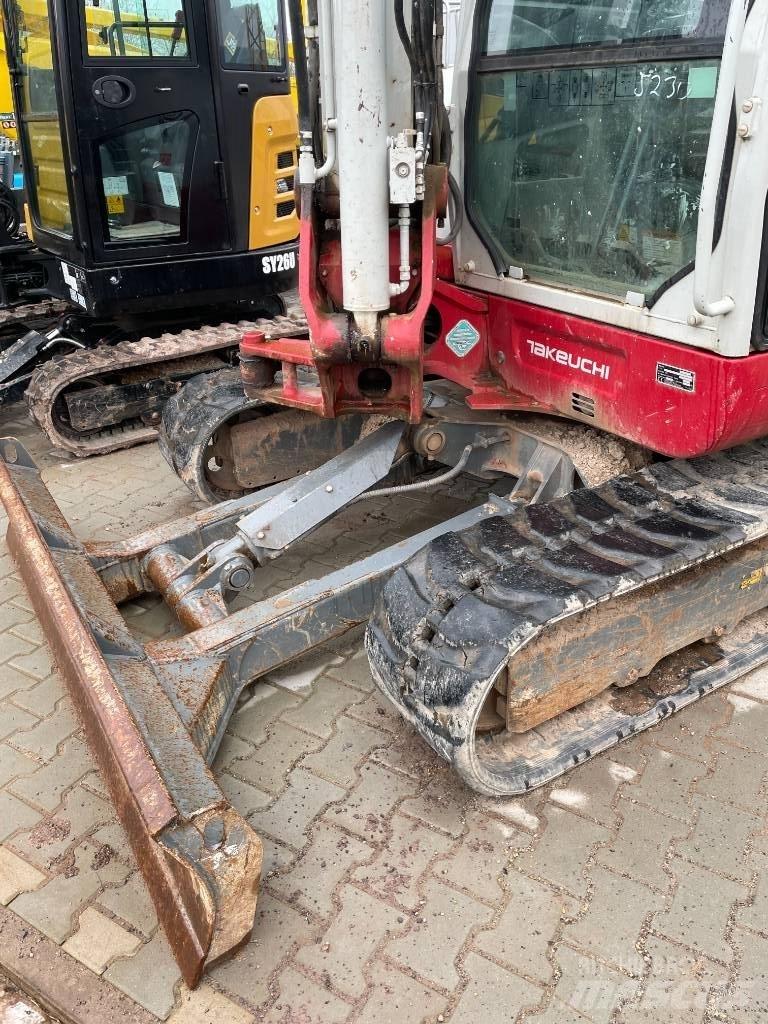Takeuchi TB 260 Minigravemaskiner