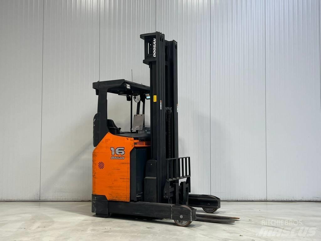 Doosan BR16JW-7 PLUS Reachtruck