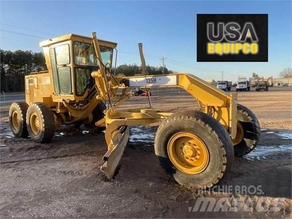CAT 135H Vejhøvle / Gradere
