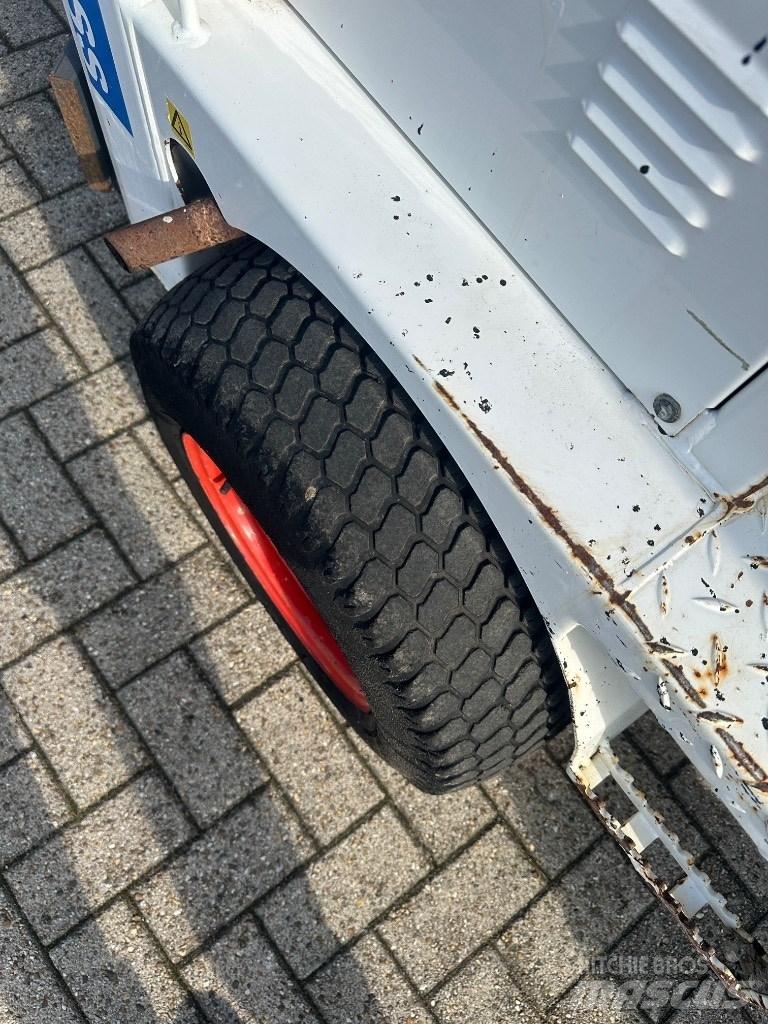 Knikmops 100 Læssemaskiner på hjul