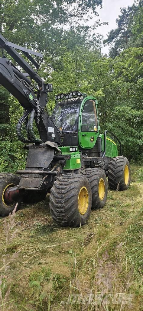 John Deere 1070e Skovningsmaskiner