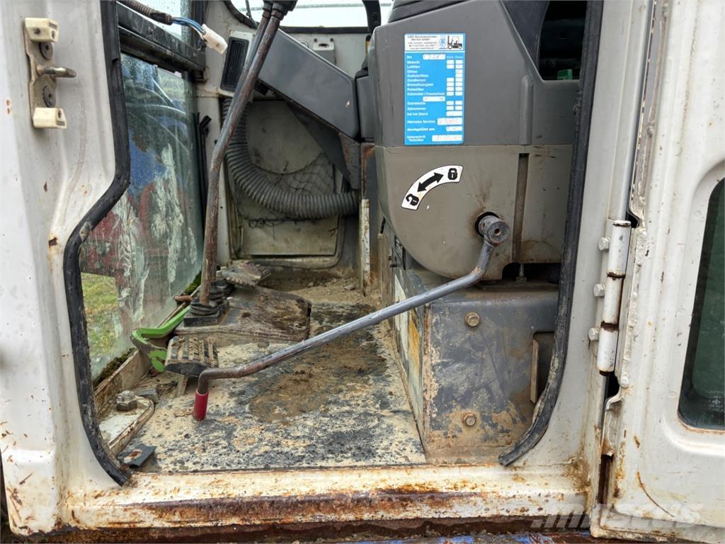 Takeuchi TB80FR Entreprenør - Andet