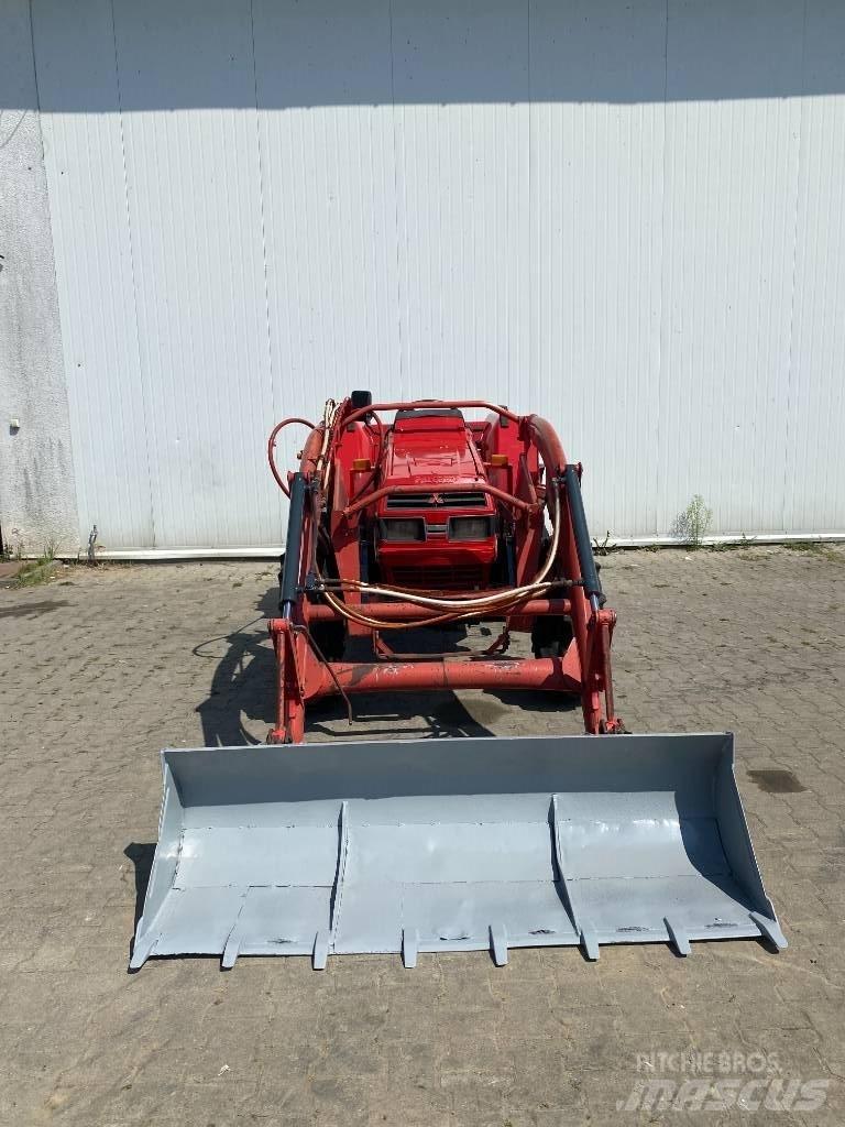 Mitsubishi MT33+tur Kompakte traktorer