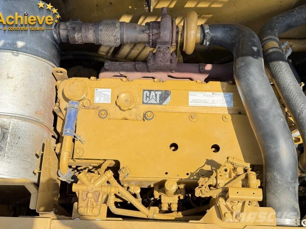 CAT 320 D2 Gravemaskiner på larvebånd