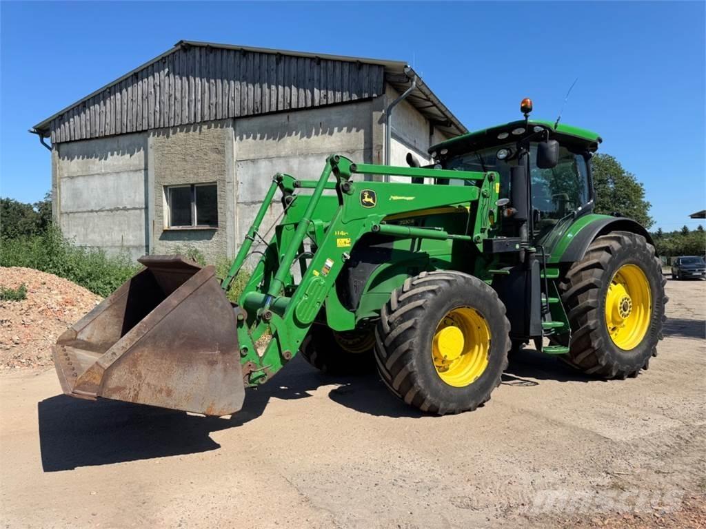John Deere 7230 r Traktorer
