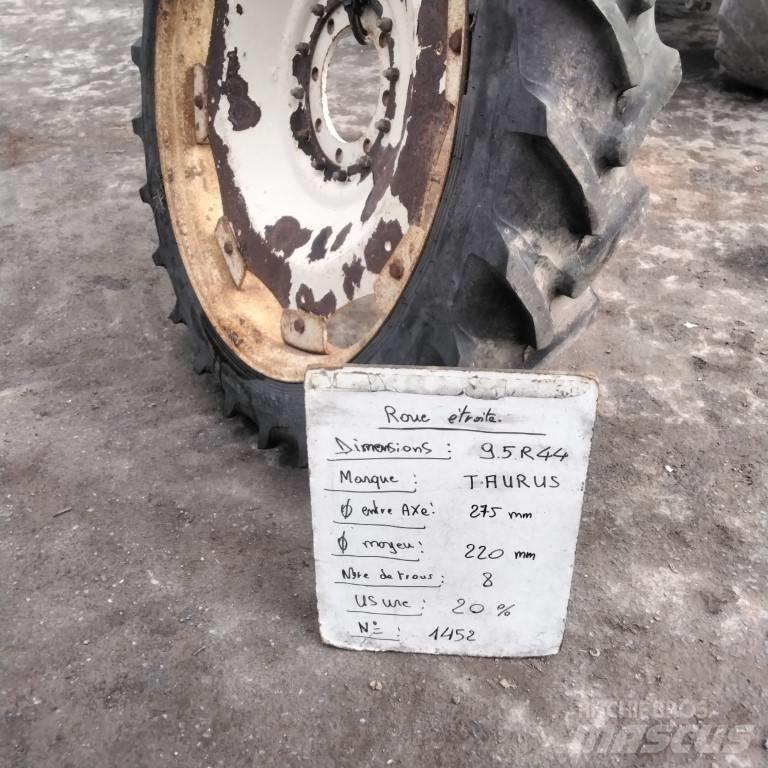 Taurus 9.5R44 Hjul, Dæk og Fælge