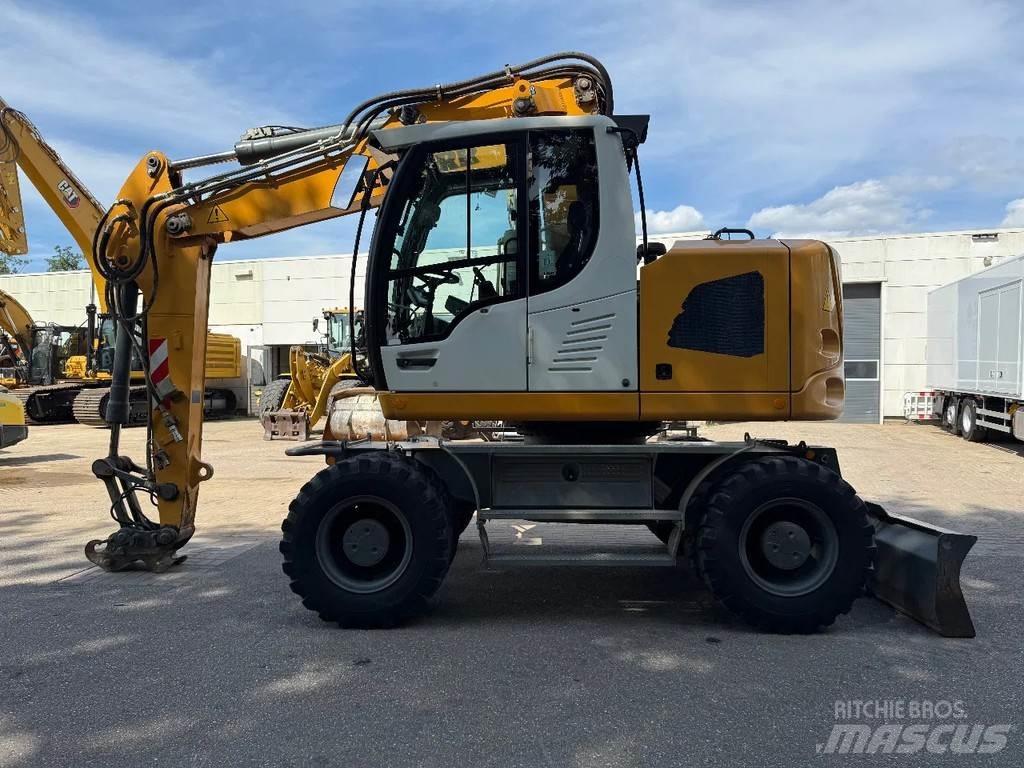 Liebherr A918 Gravemaskiner på hjul