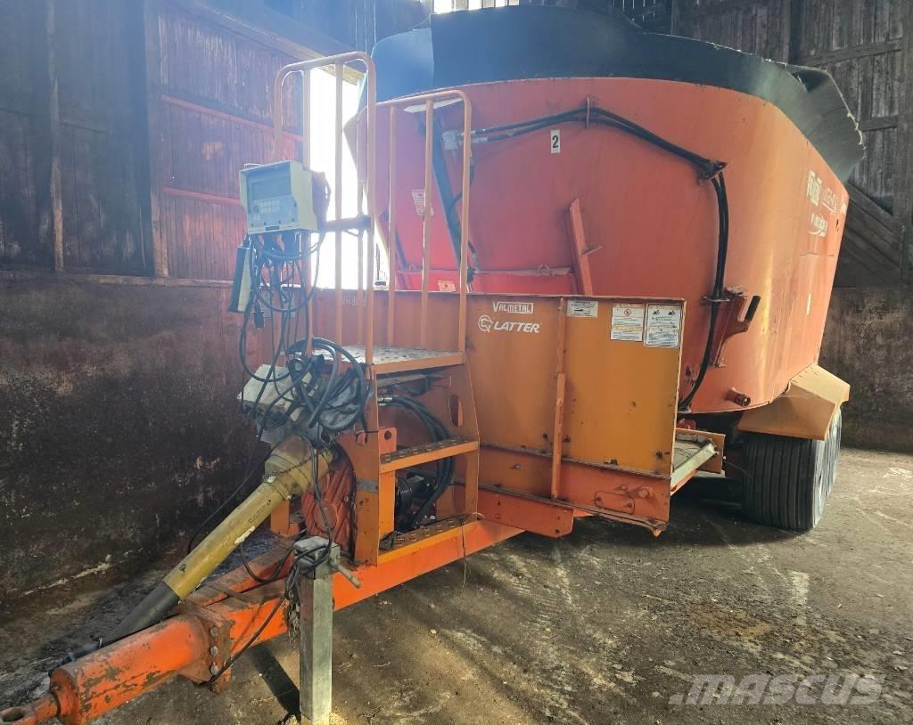 Valmetal V-Mix 700 Fuldfoderblandere