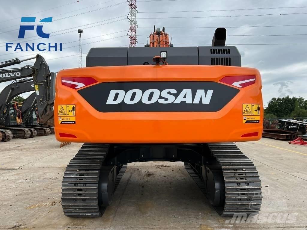 Doosan DX 530 LC-3 Gravemaskiner på larvebånd