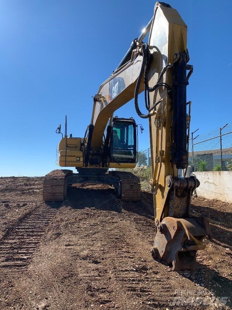 CAT 320 D L Gravemaskiner på larvebånd