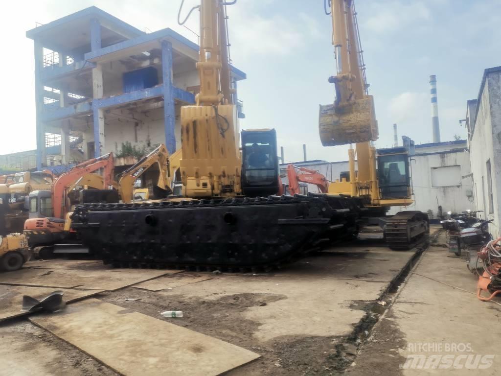 CAT 320 C Amfibiegravemaskine