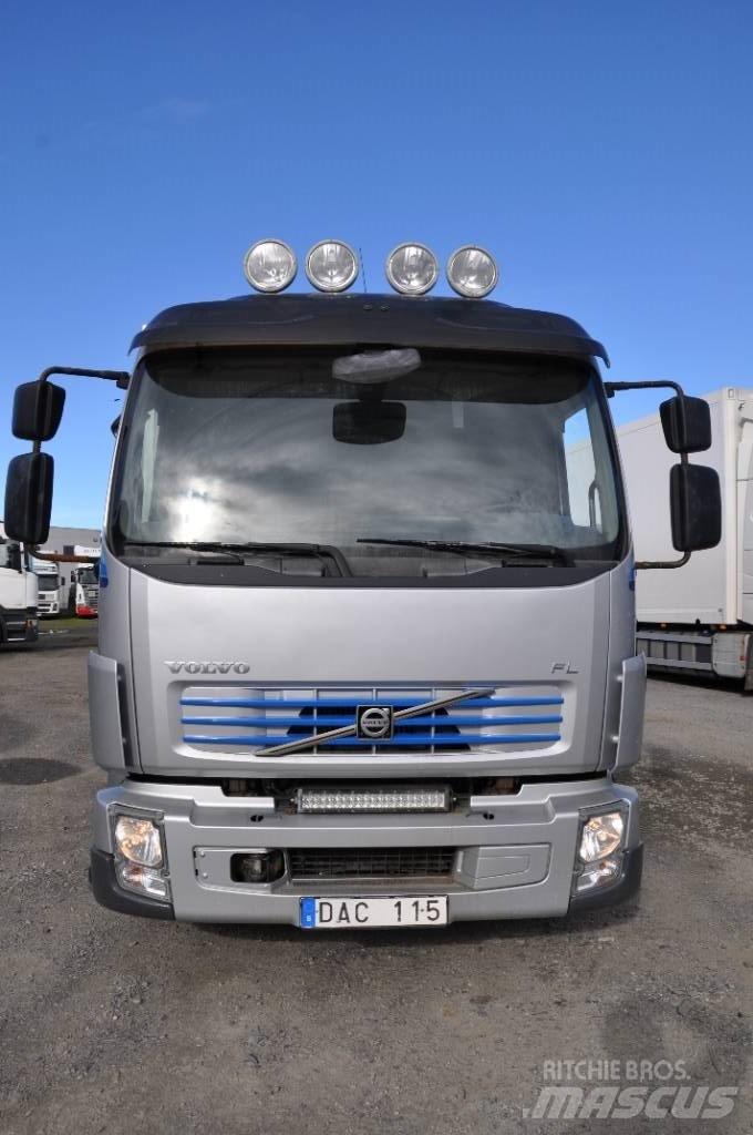 Volvo FL240 4X2 Kølelastbiler