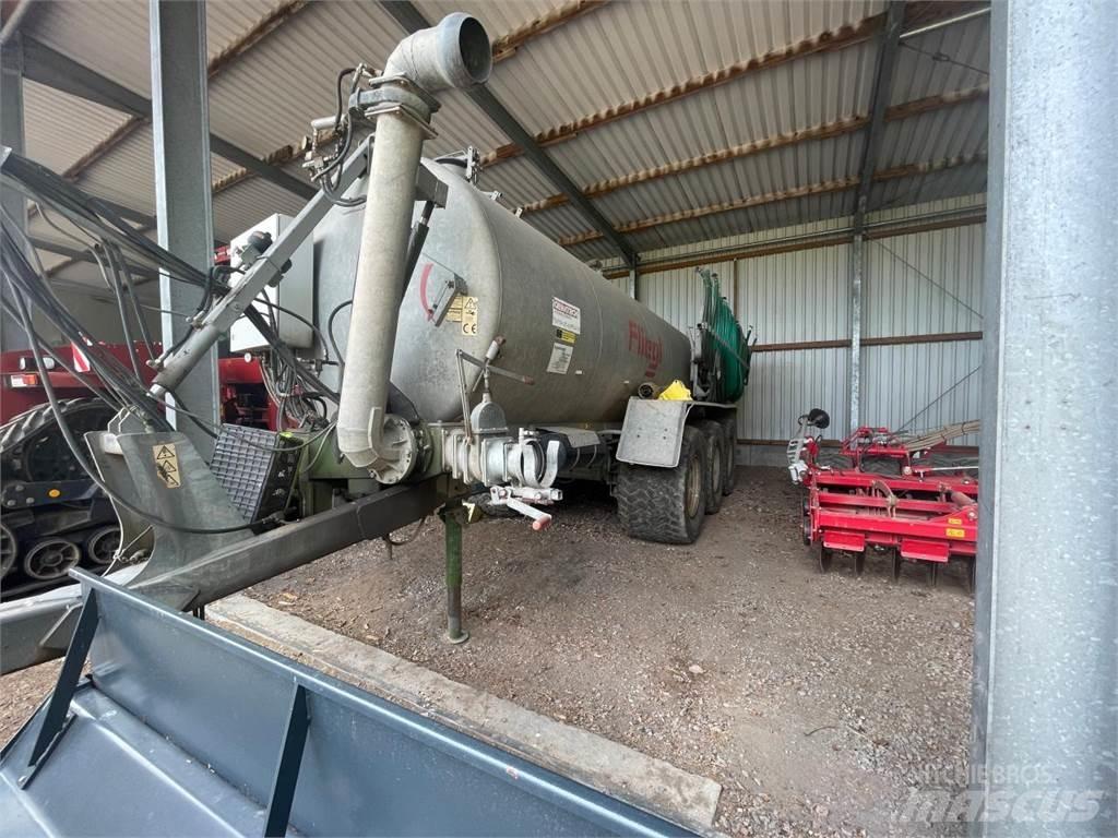 Fliegl PFW 20000 Gyllevogne/Slamsugere