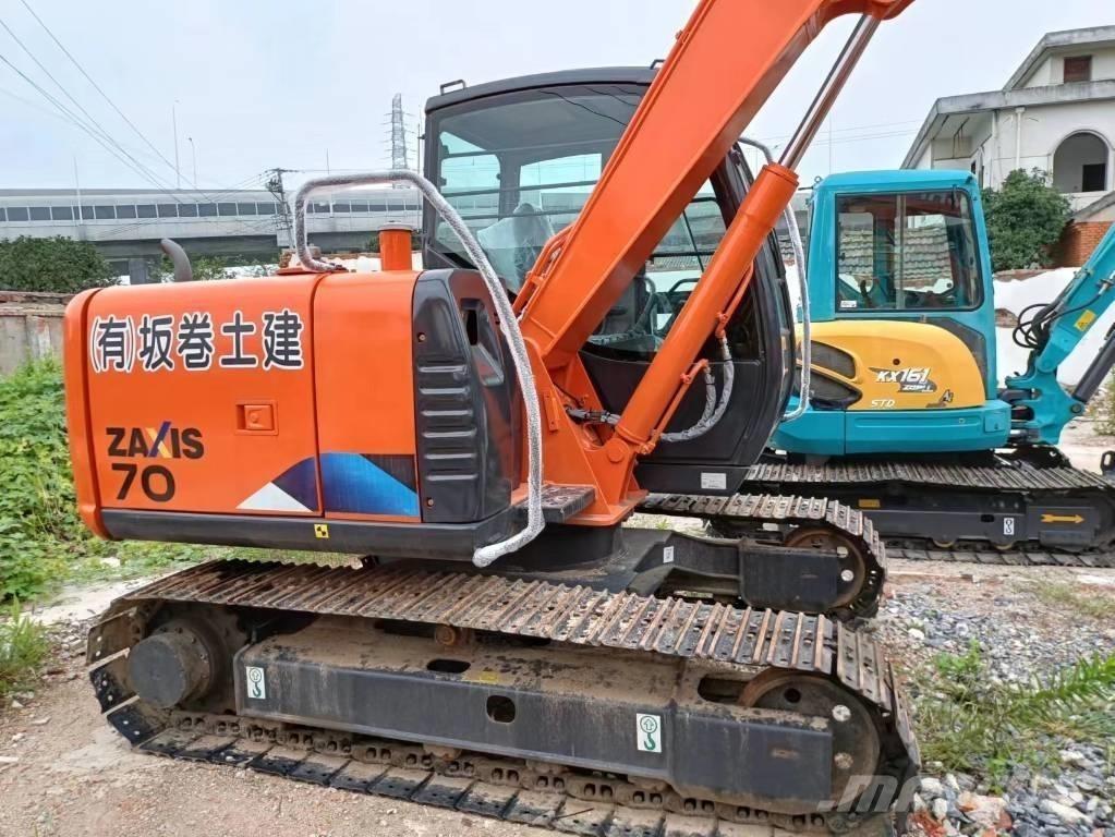 Hitachi ZX70 Minigravemaskiner