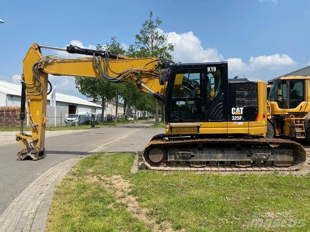 CAT 325F Gravemaskiner på larvebånd