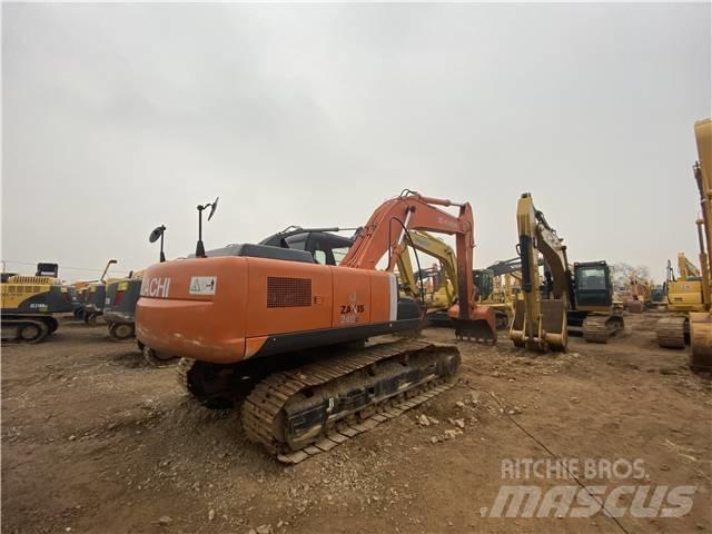 Hitachi ZX240G Gravemaskiner på larvebånd