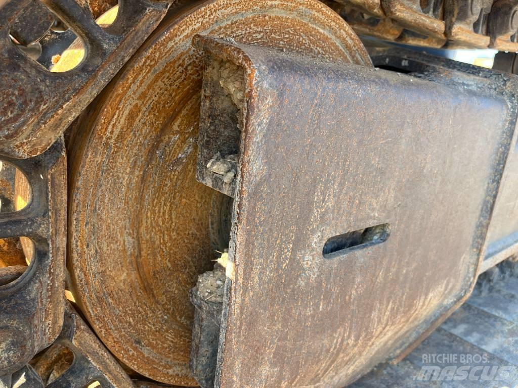 Hitachi ZX 210 LC-6 Gravemaskiner på larvebånd
