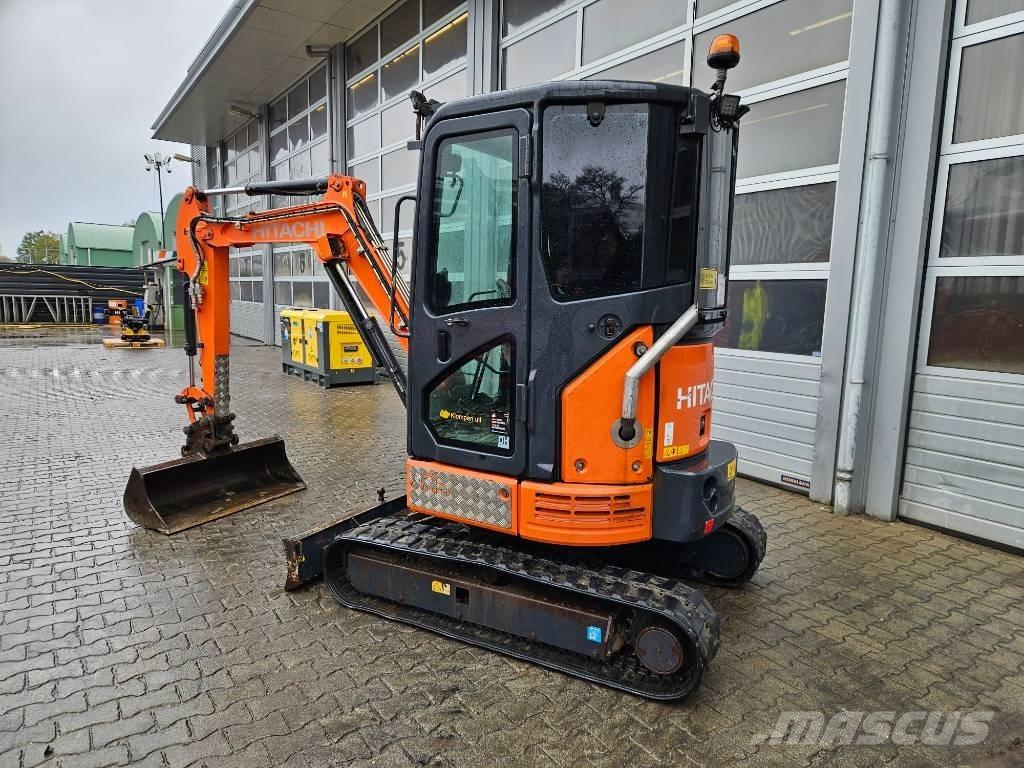 Hitachi ZX26U Minigravemaskiner