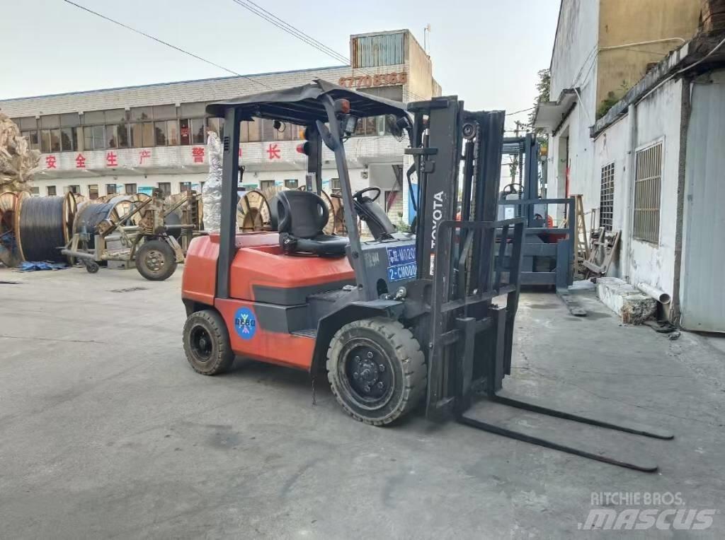 Toyota FD 30 Diesel gaffeltrucks