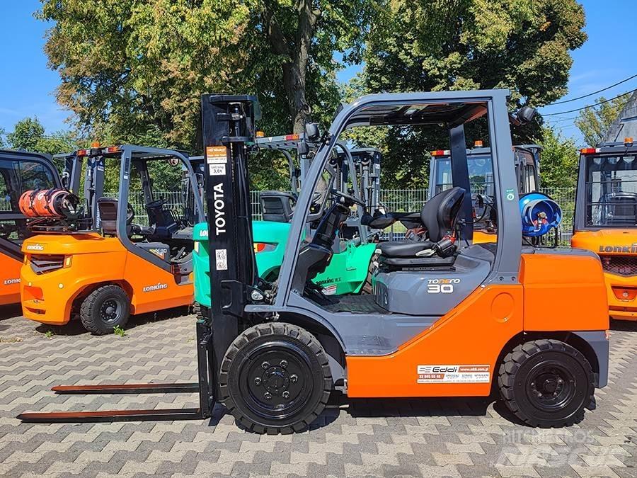 Toyota 02-8FGF30 LPG gaffeltrucks