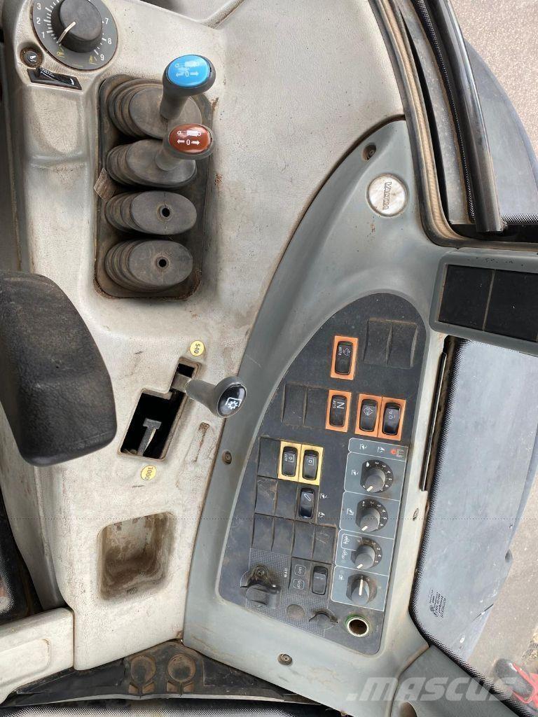 Valtra N92 HITECH Traktorer