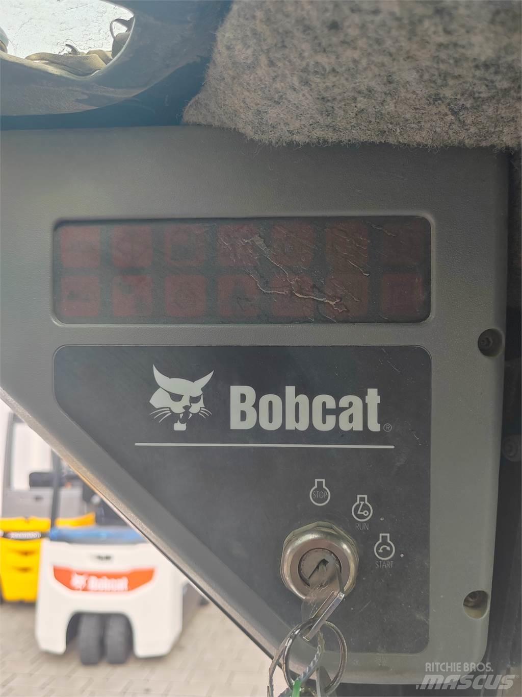 Bobcat T140 Gravemaskiner på larvebånd