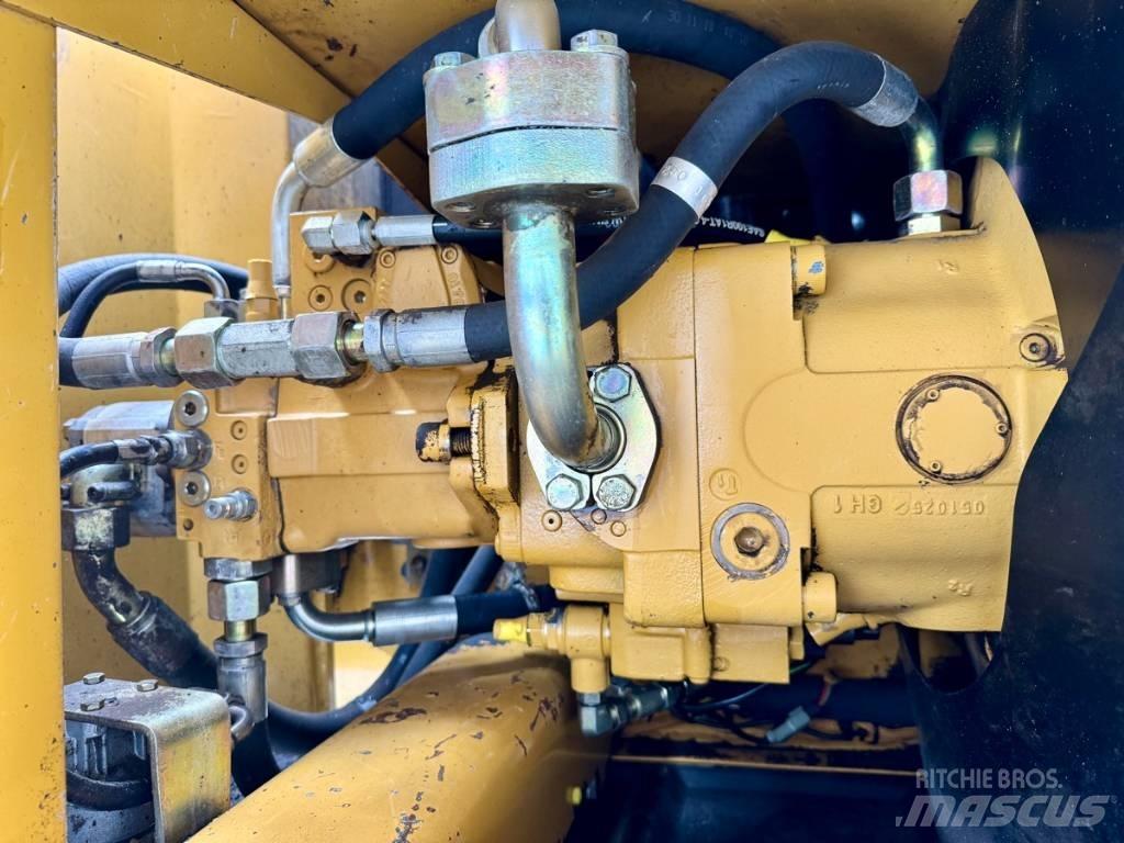 CAT M 316 C Gravemaskiner på hjul
