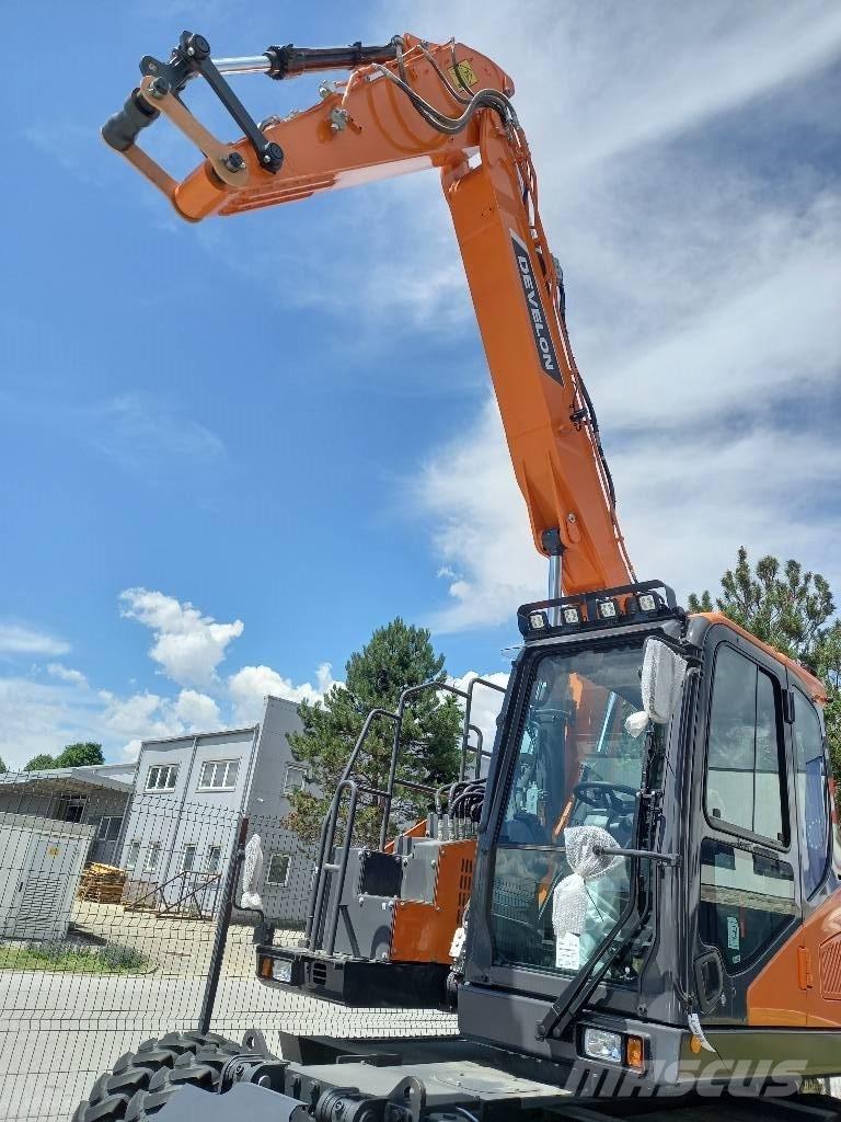Doosan DX165WR-7K Gravemaskiner på hjul